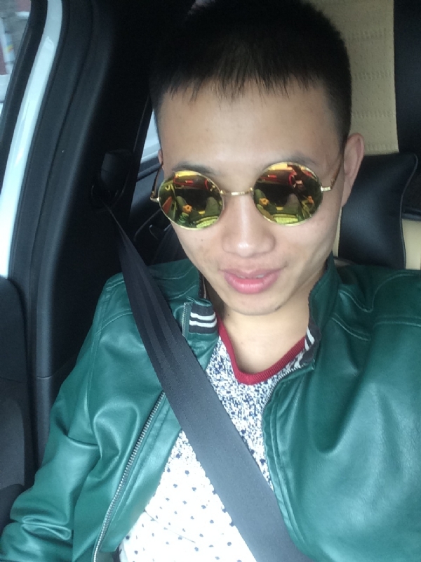 真心对待一个人的第一张照片--龙岩征婚网