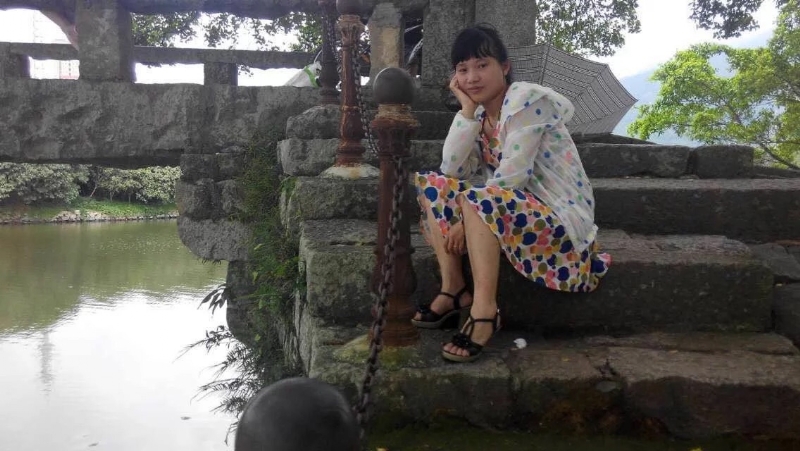 女子悠然的第一张照片--龙岩征婚网