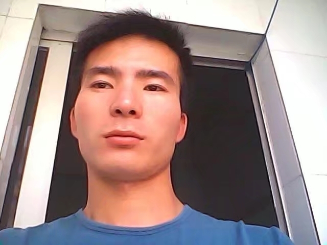 冰冻水果郎的第一张照片--龙岩征婚网