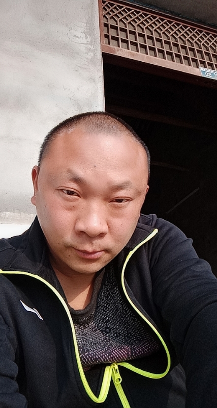 马克的第一张照片--龙岩征婚网