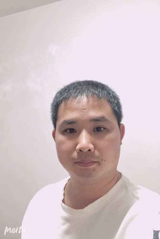 小梁的第一张照片--龙岩征婚网