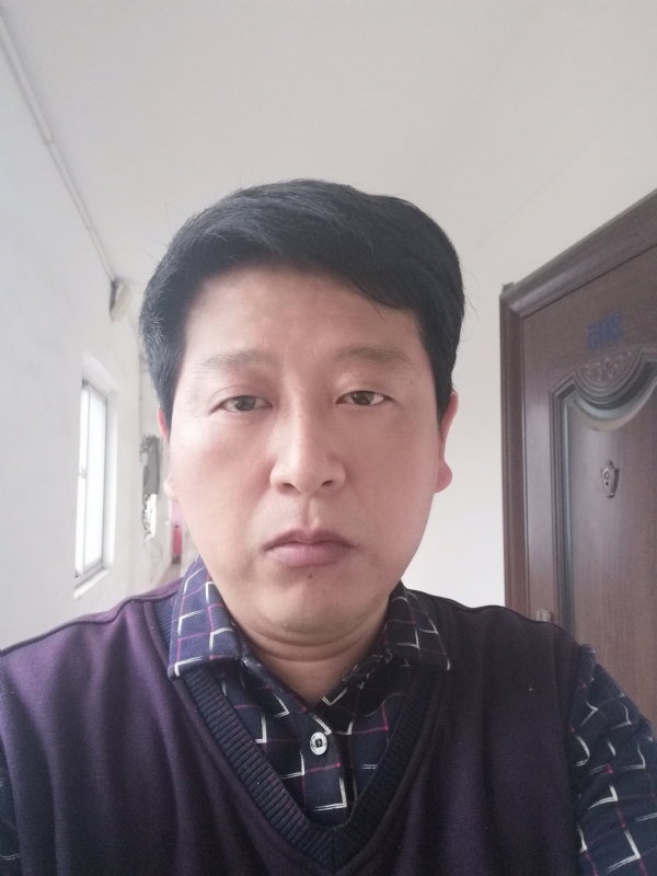 夜色温柔的第二张照片--龙岩征婚网