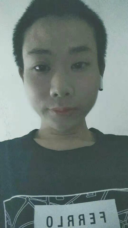 水中月的第一张照片--龙岩征婚网