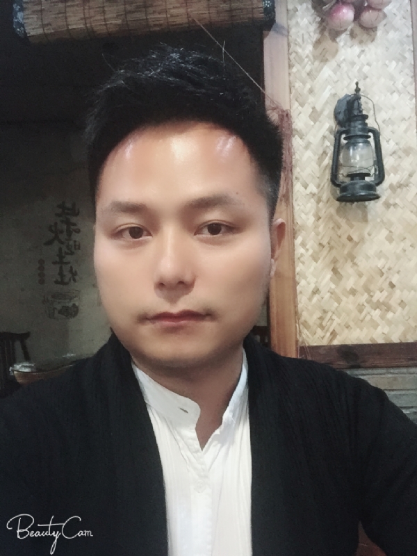 亦初的第一张照片--龙岩征婚网