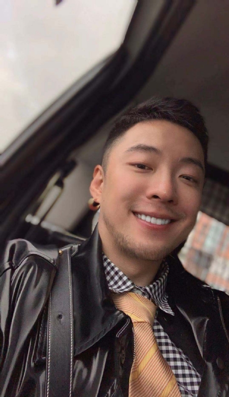 平凡英雄的第二张照片--龙岩征婚网