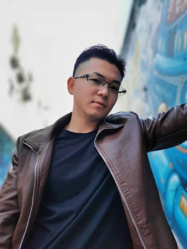 清歌曼舞的第一张照片--龙岩征婚网