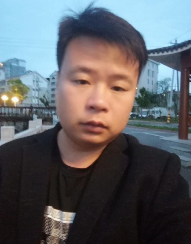 yxf21的第一张照片--龙岩征婚网