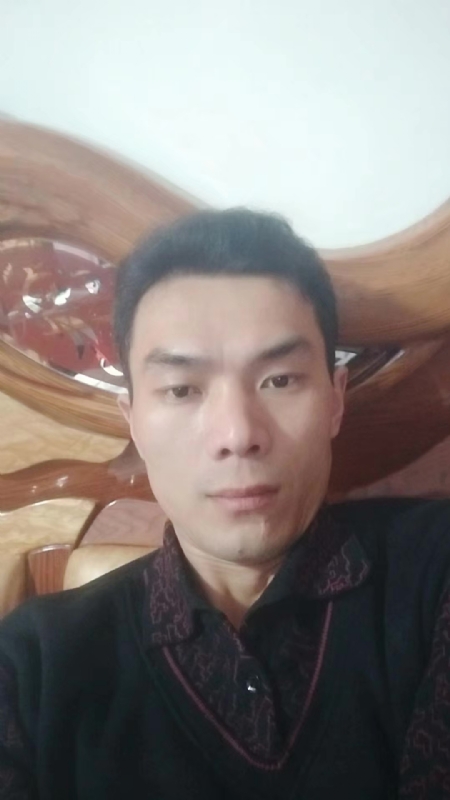 错把真心喂了狗的第四张照片--龙岩征婚网
