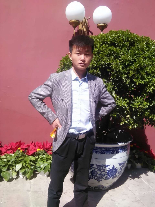 黎明之光的第一张照片--龙岩征婚网