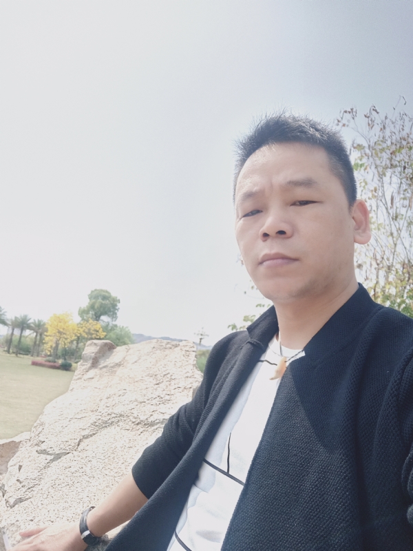 受伤的人的第一张照片--龙岩征婚网