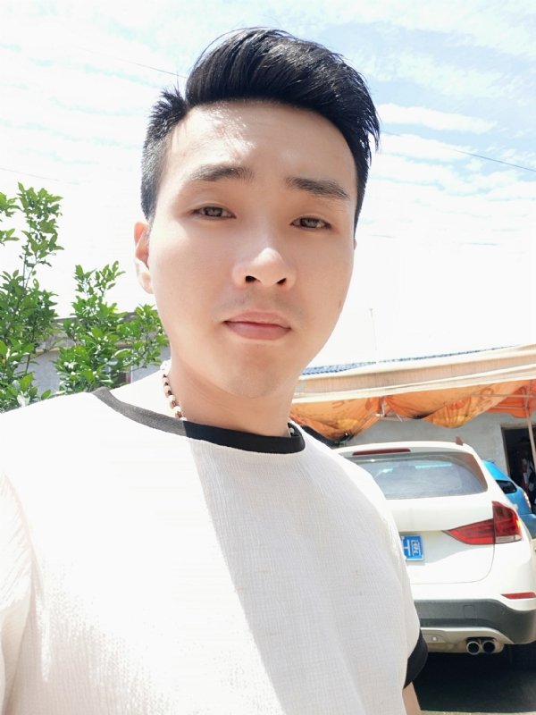人间烟火的第一张照片--龙岩征婚网