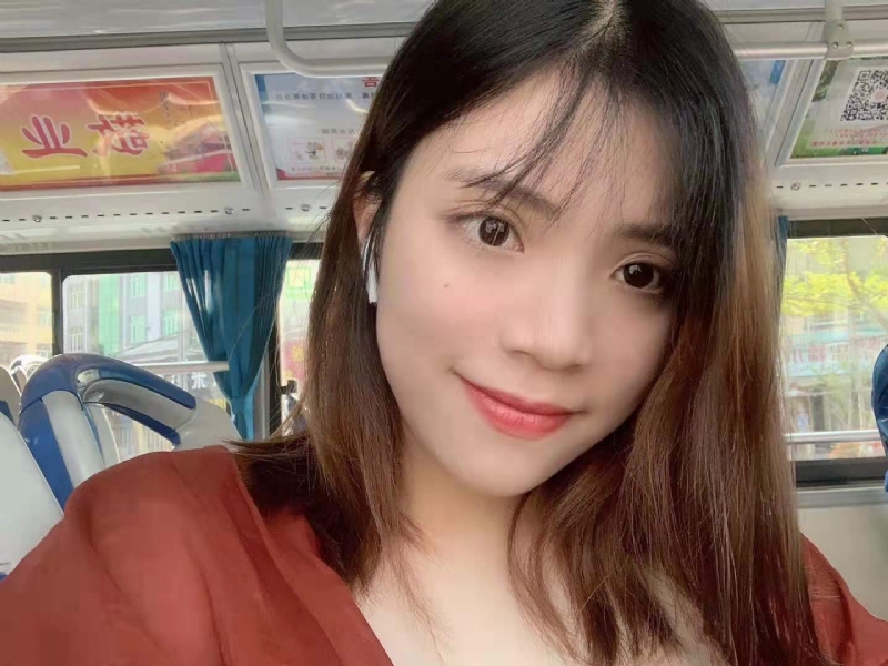 小眼睛的第一张照片--龙岩征婚网