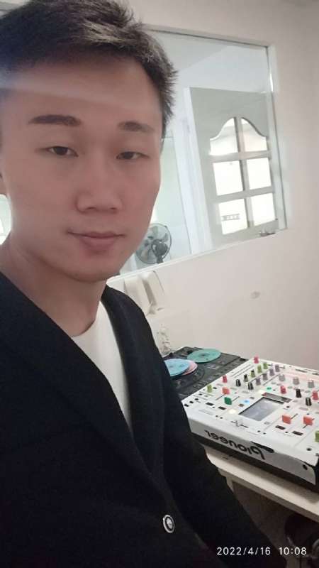 林锋的第二张照片--龙岩征婚网