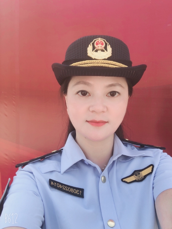 明明的第一张照片--龙岩征婚网