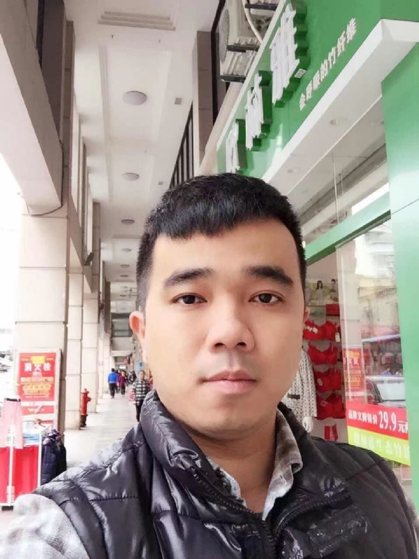 小小怪兽的第一张照片--龙岩征婚网