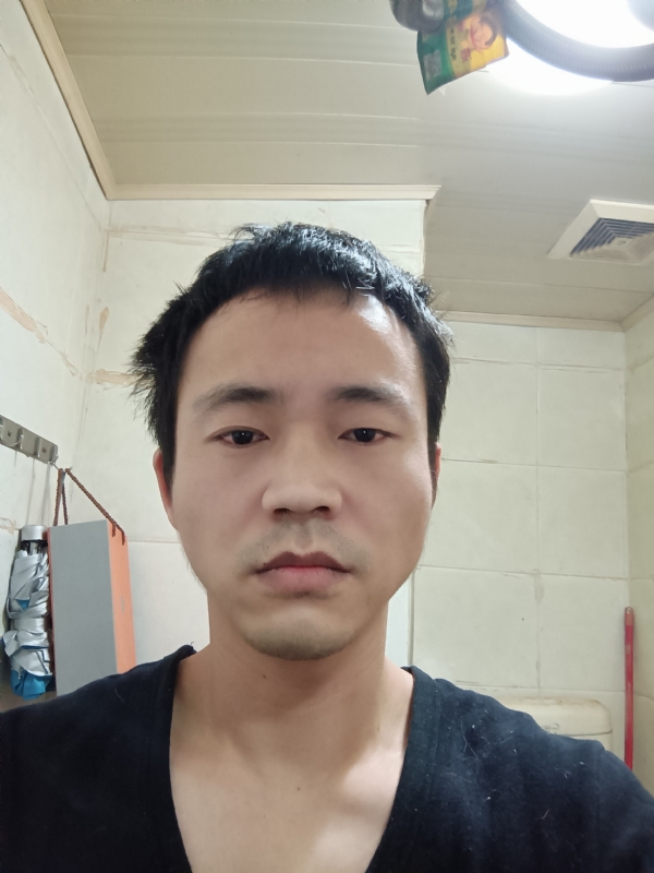 守望天空的第一张照片--龙岩征婚网