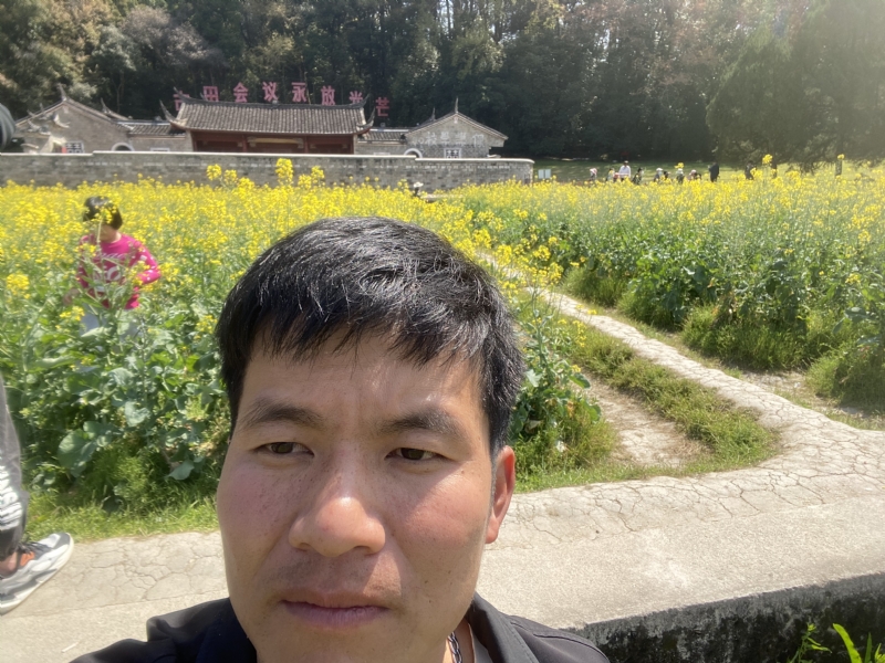 开心的第一张照片--龙岩征婚网