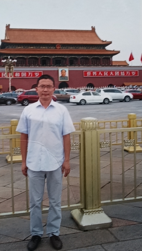 乔治的第一张照片--龙岩征婚网
