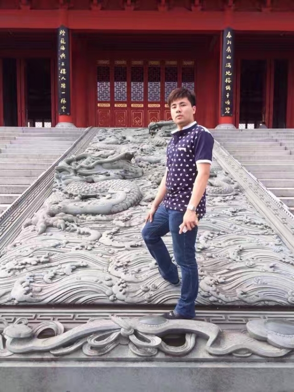 御龙氏的第一张照片--龙岩征婚网