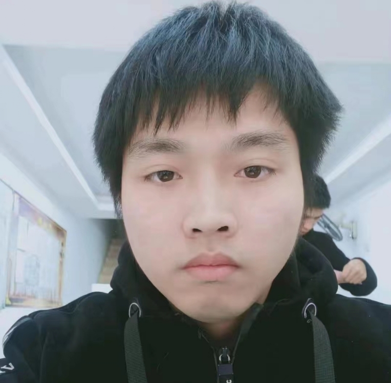 无奋斗不清春的第一张照片--龙岩征婚网