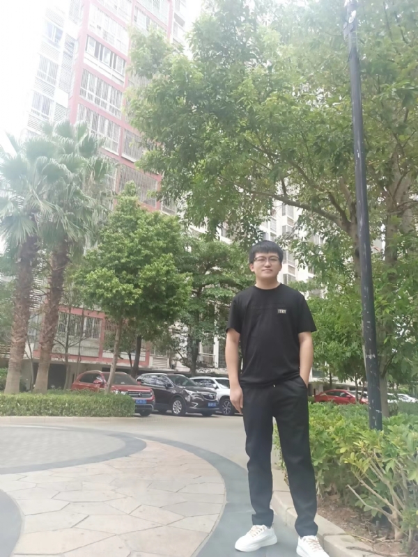 等闲的第四张照片--龙岩征婚网