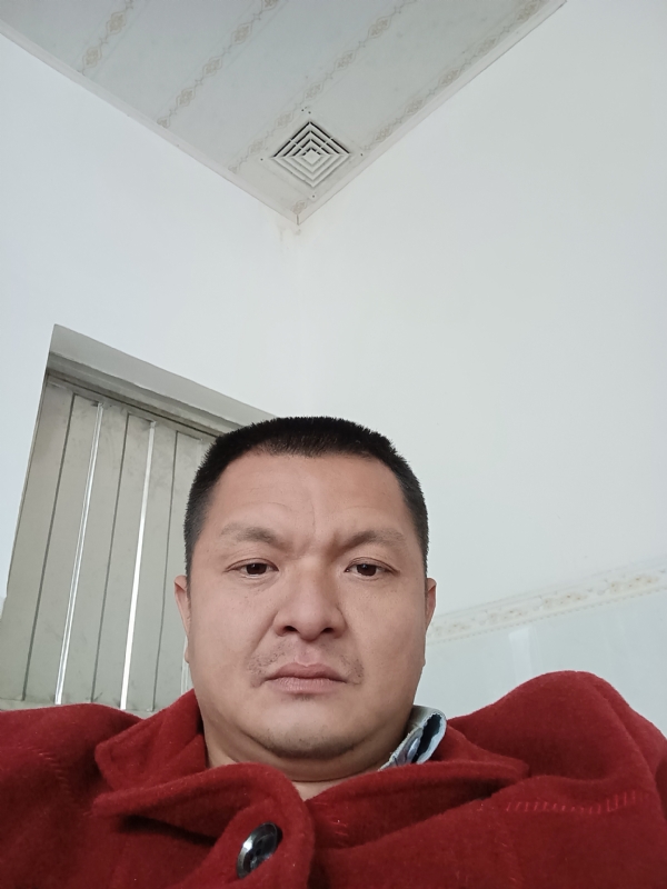 兰成龙的第一张照片--龙岩征婚网