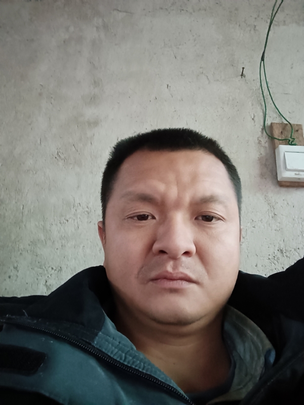 兰成龙的第二张照片--龙岩征婚网