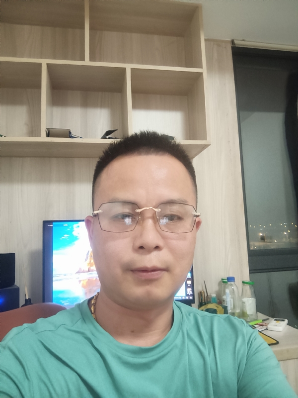 逍遥霸道的第一张照片--龙岩征婚网