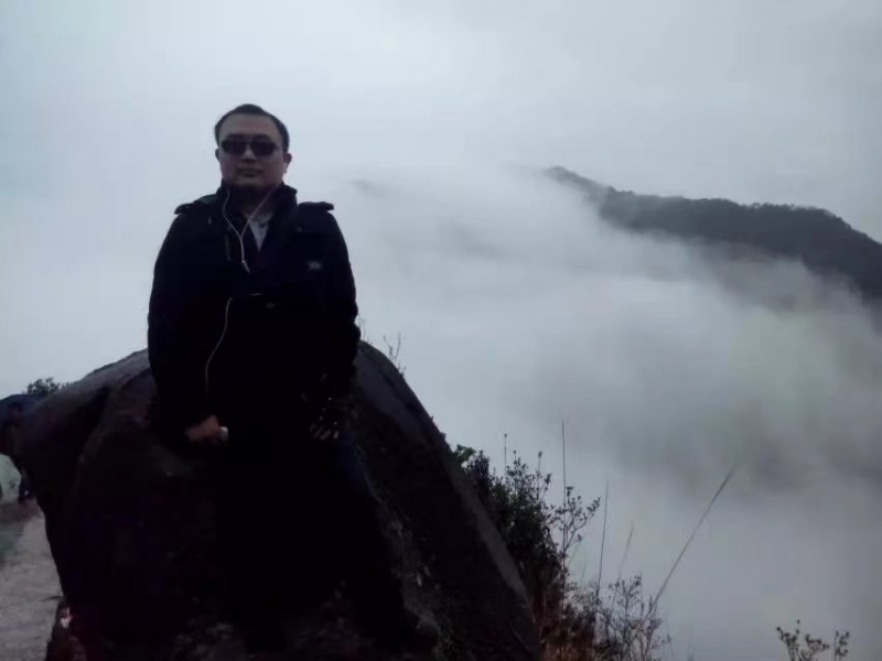 如影随形的第三张照片--龙岩征婚网