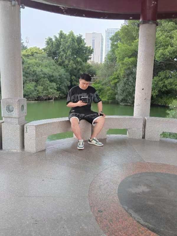 不善挽留的第一张照片--龙岩征婚网