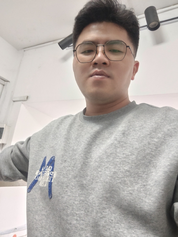 Mr的第三张照片--龙岩征婚网